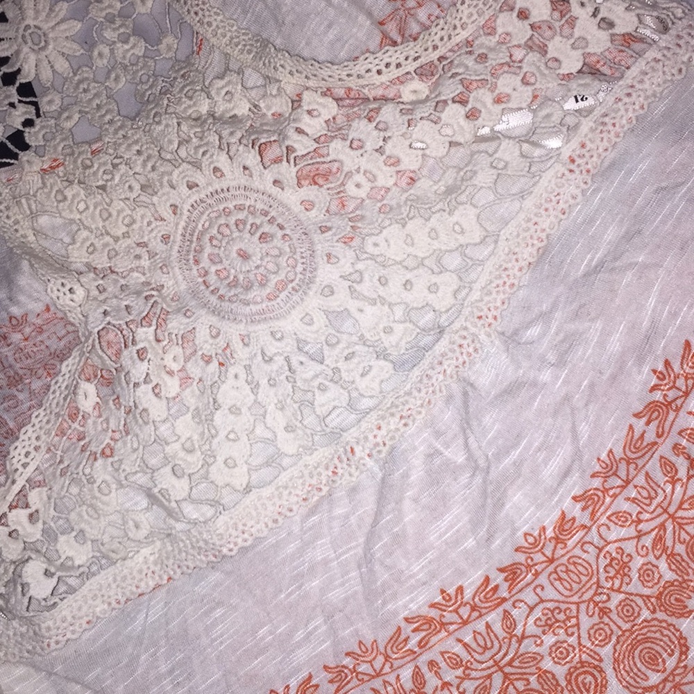 Lace back tank top